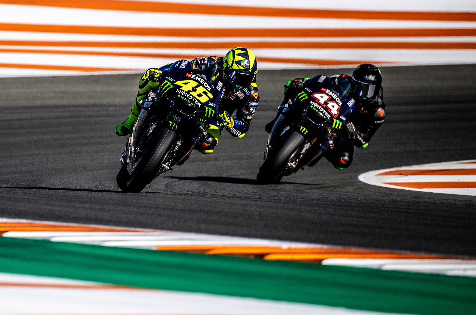 Rossi 'merasa seperti pembalap F1 sejati' selama Hamilton, menukar Mercedes